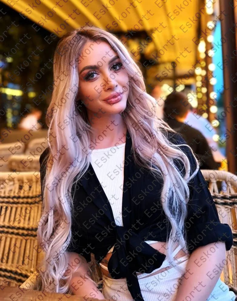 Aleksandra escort in Moscow