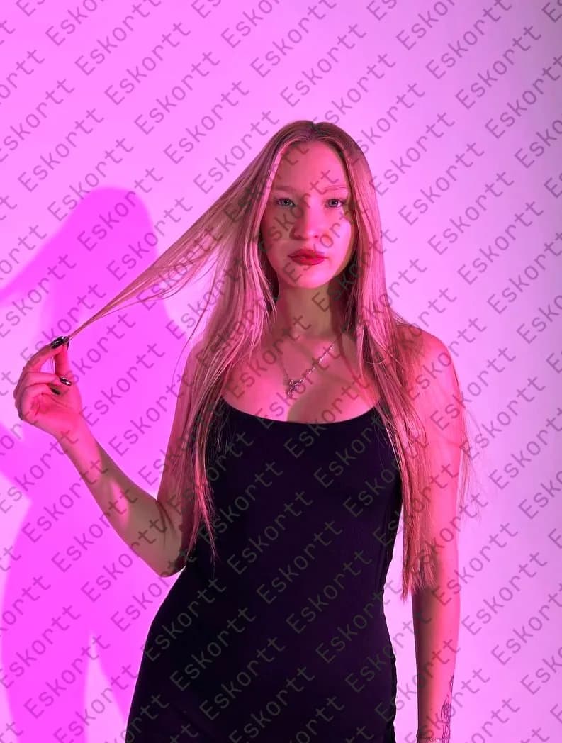 Masha escort in Moscow
