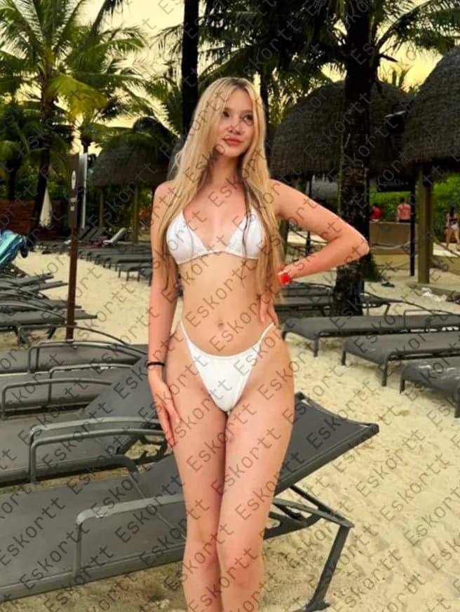 Masha escort in Moscow