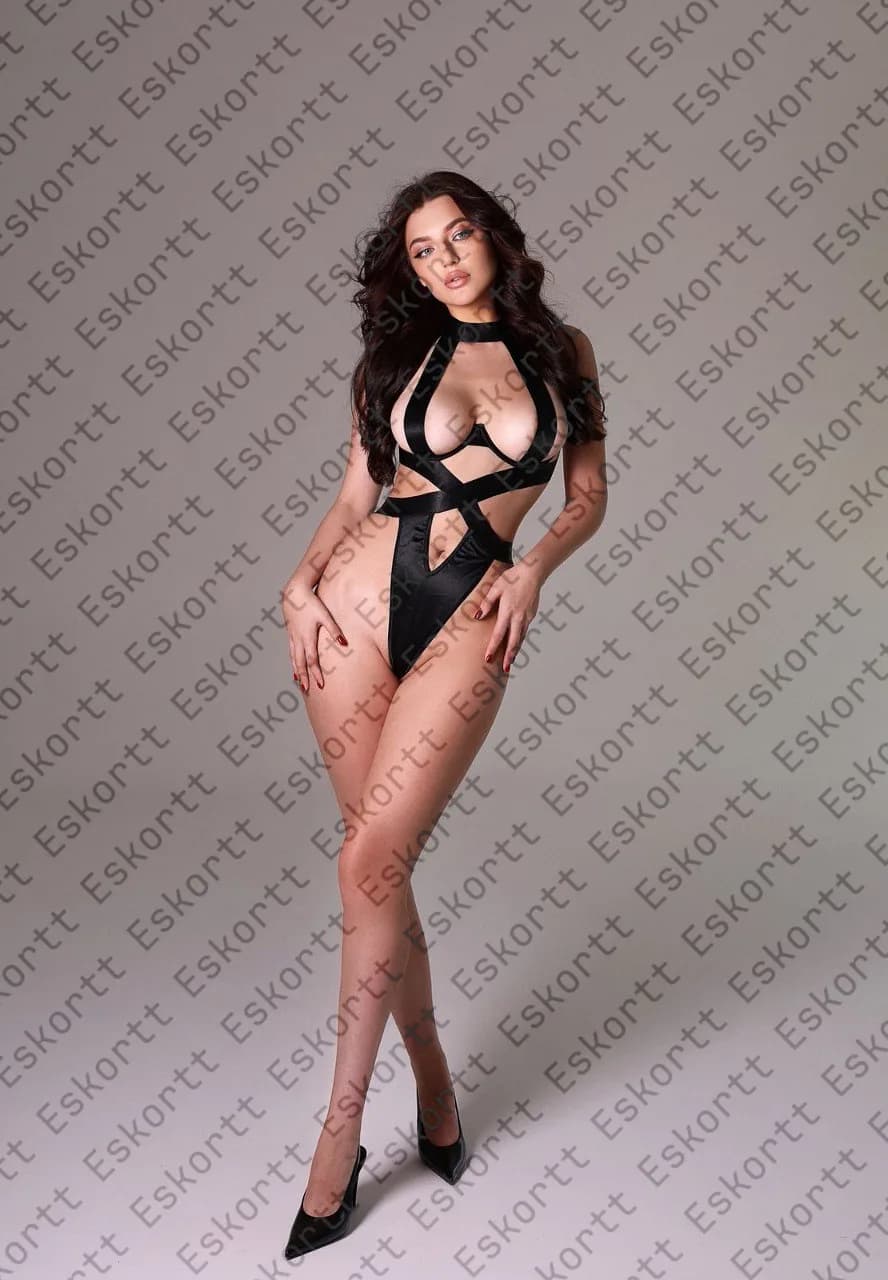 Тиффани escort in Moscow