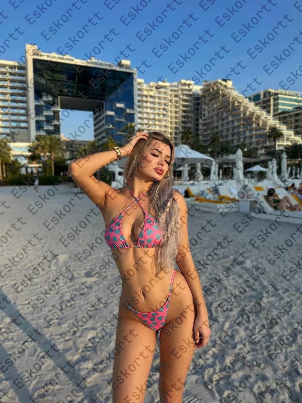 Алира escort in Moscow