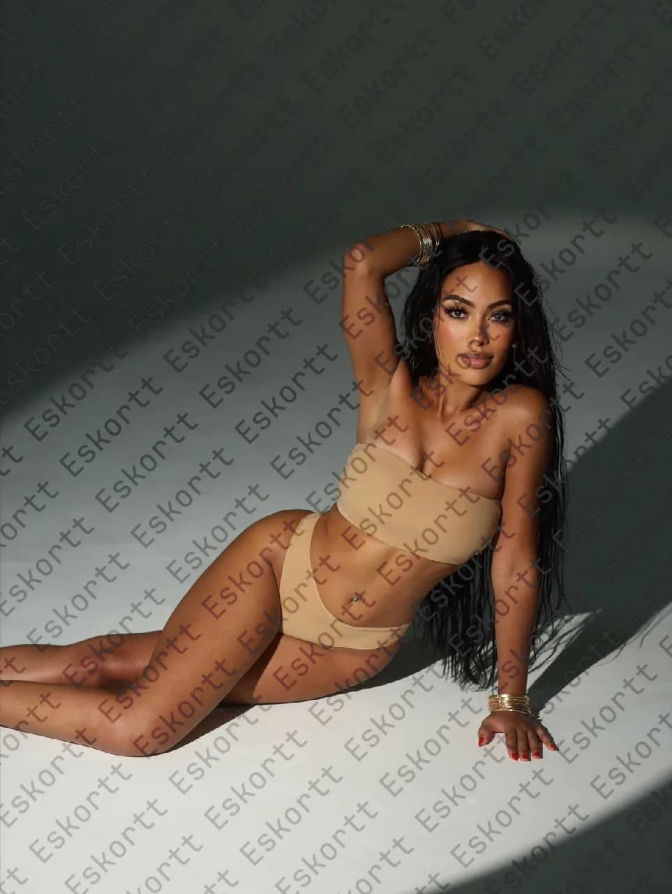 Кэсси escort in Moscow