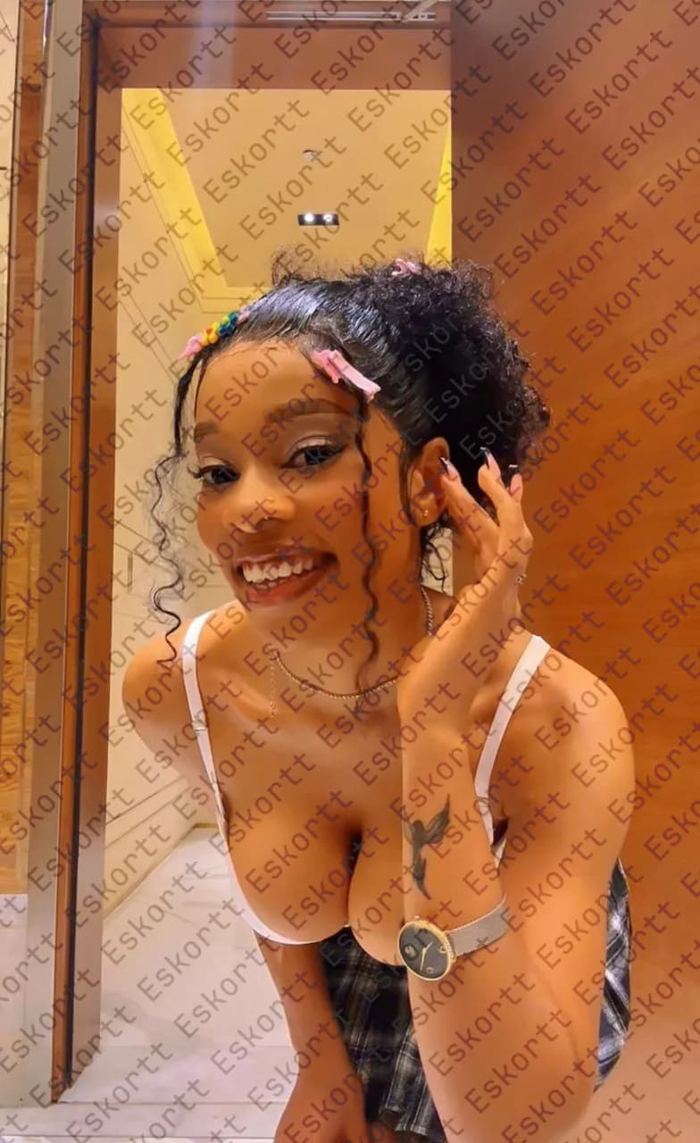 Бетти escort in Moscow