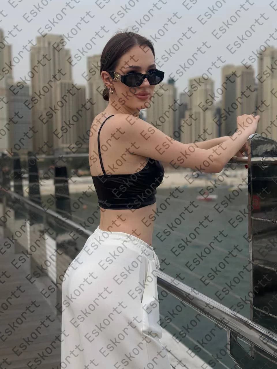 Молли escort in Moscow