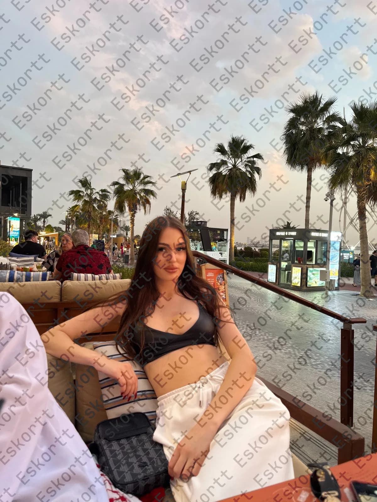 Молли escort in Moscow