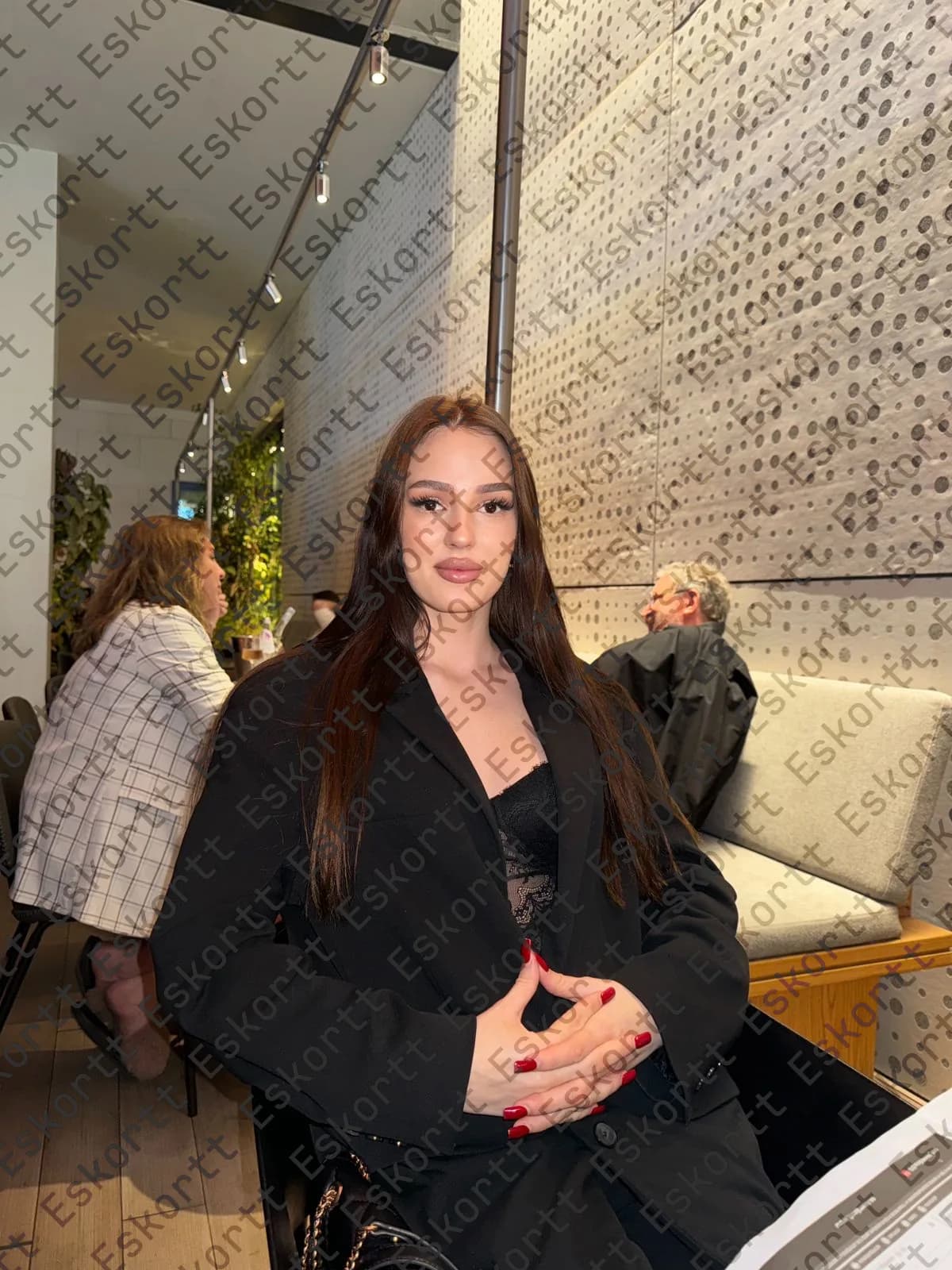 Молли escort in Moscow