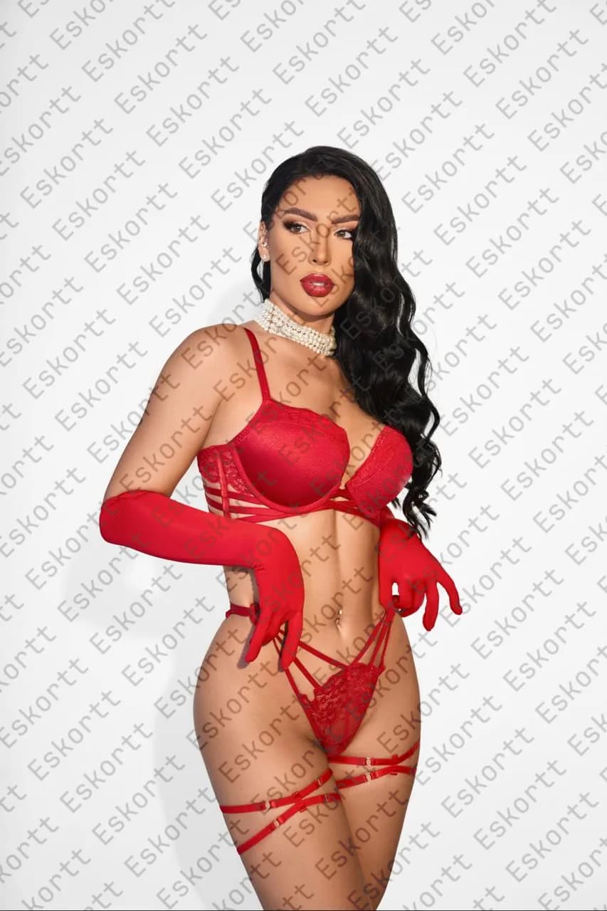 Клоя escort in Moscow
