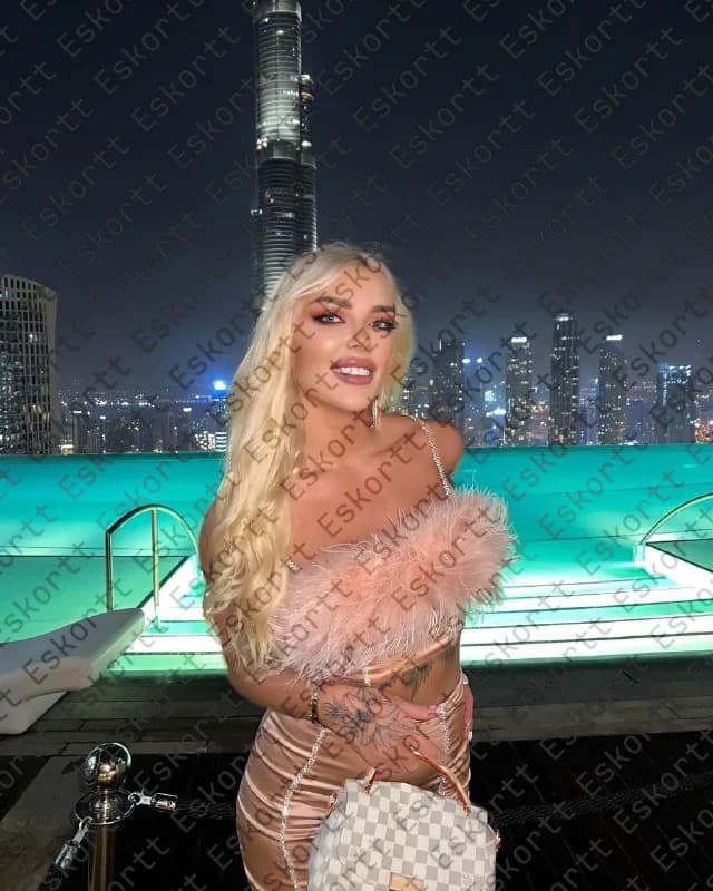 Лиза escort in Moscow