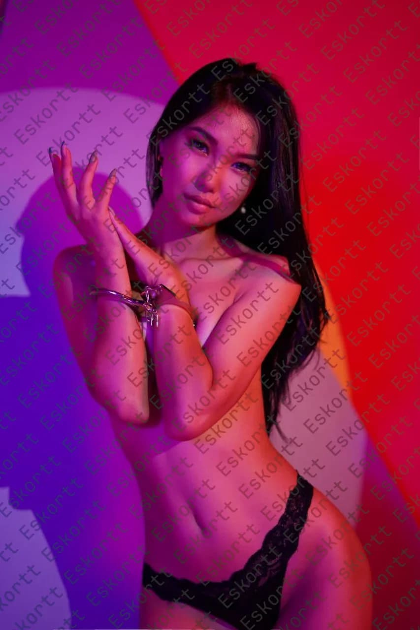 Лейла escort in Moscow