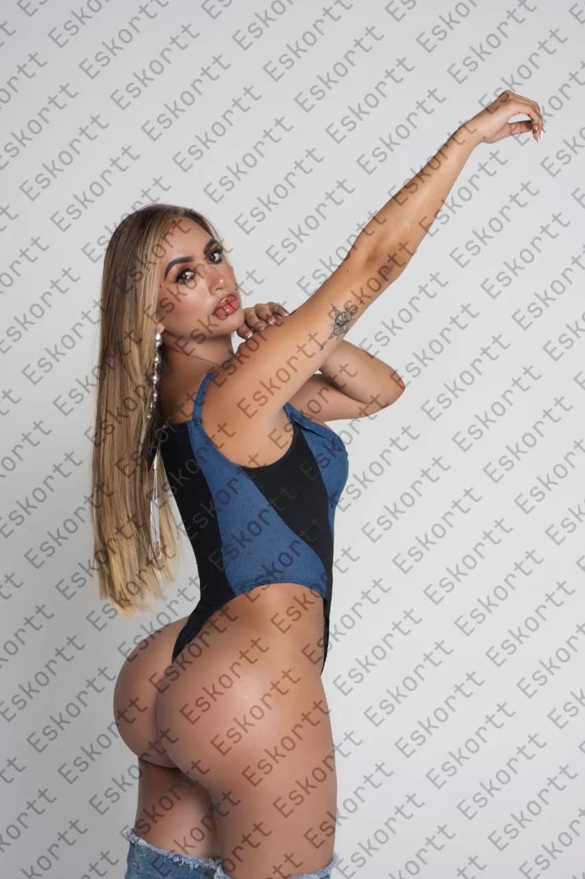 Ариана escort in Moscow