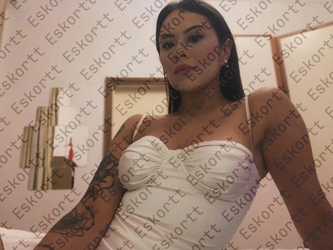 Самила escort in Moscow