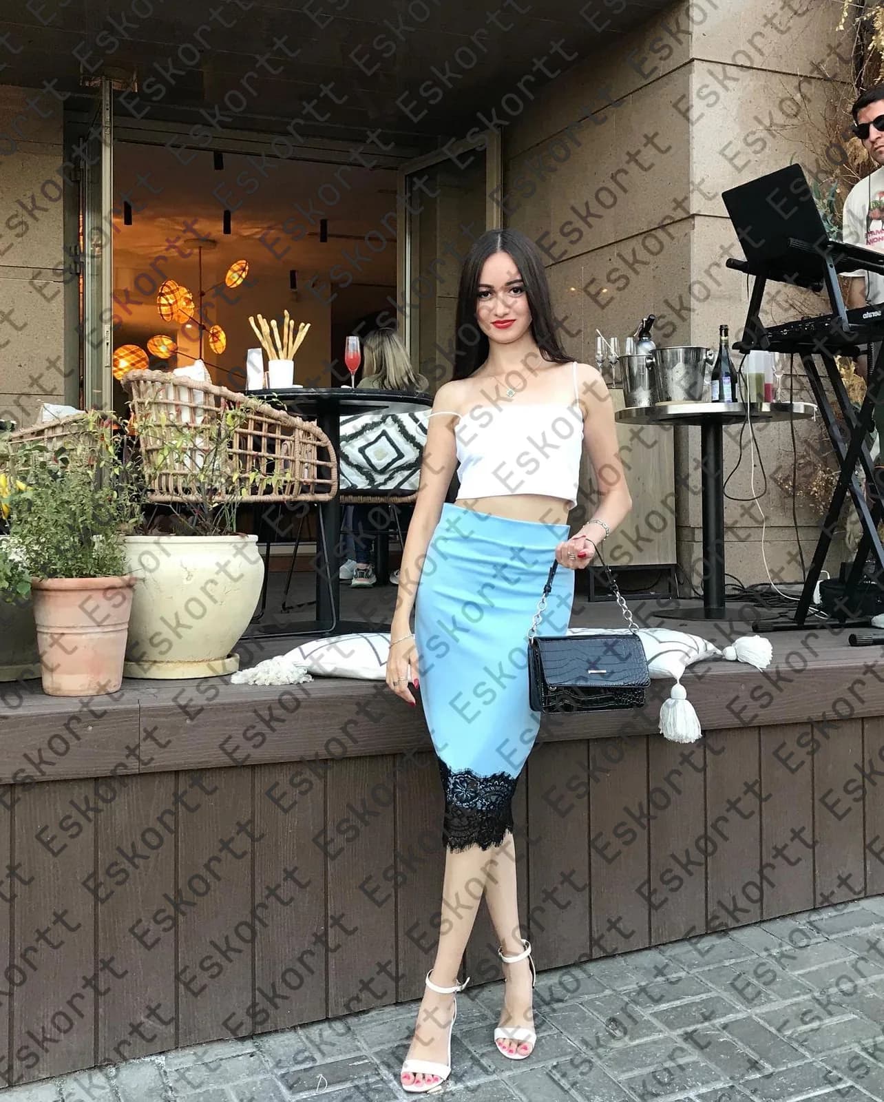 Снежанна escort in Moscow