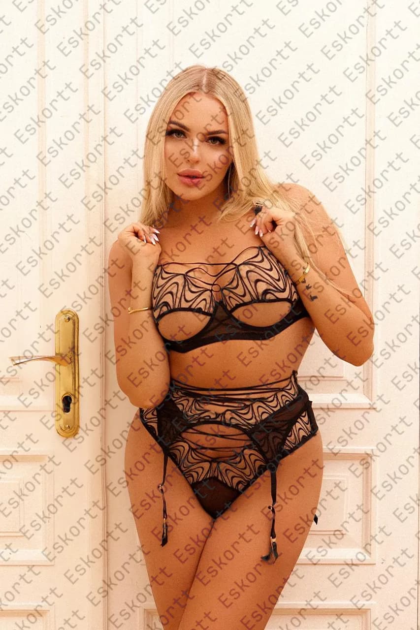 Манана escort in Moscow