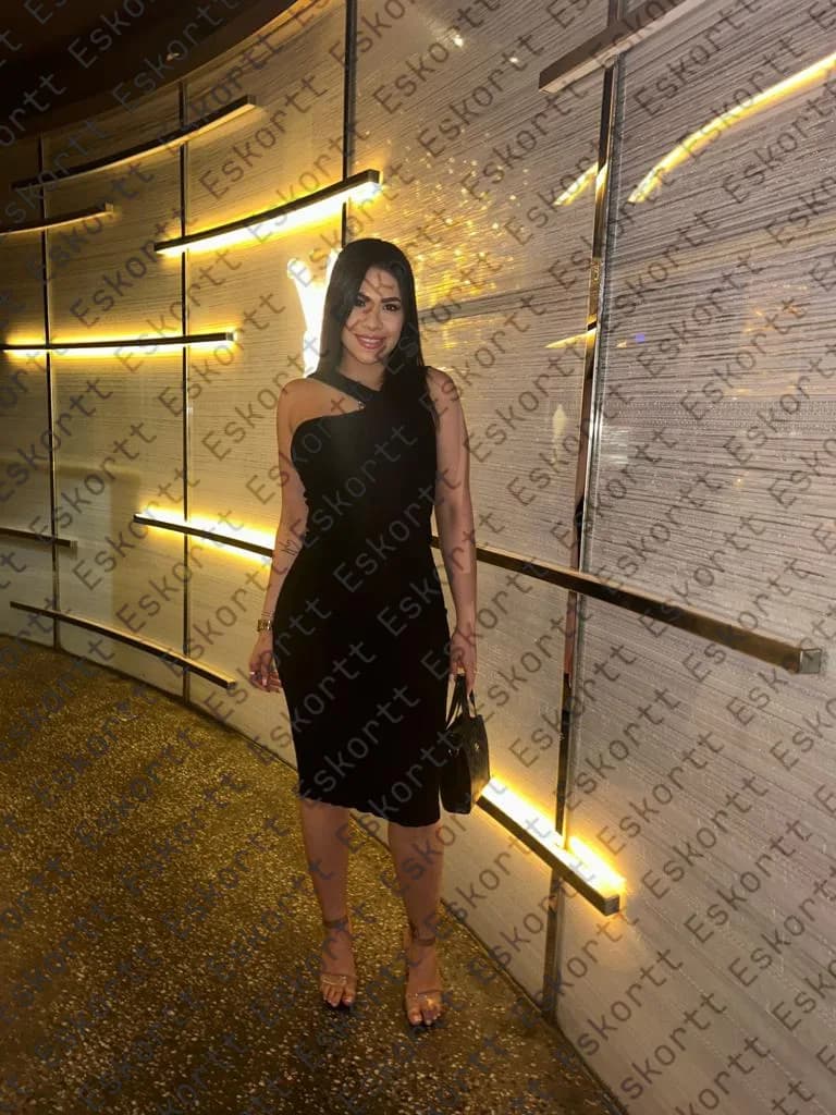 Хлоя escort in Moscow