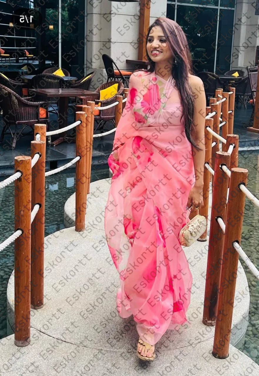 Мелисандра escort in Moscow