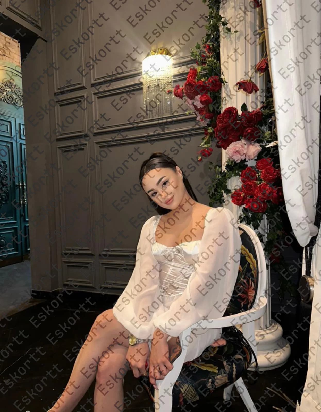 Леора escort in Moscow