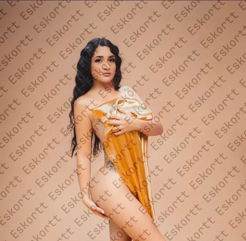 Камила escort in Moscow