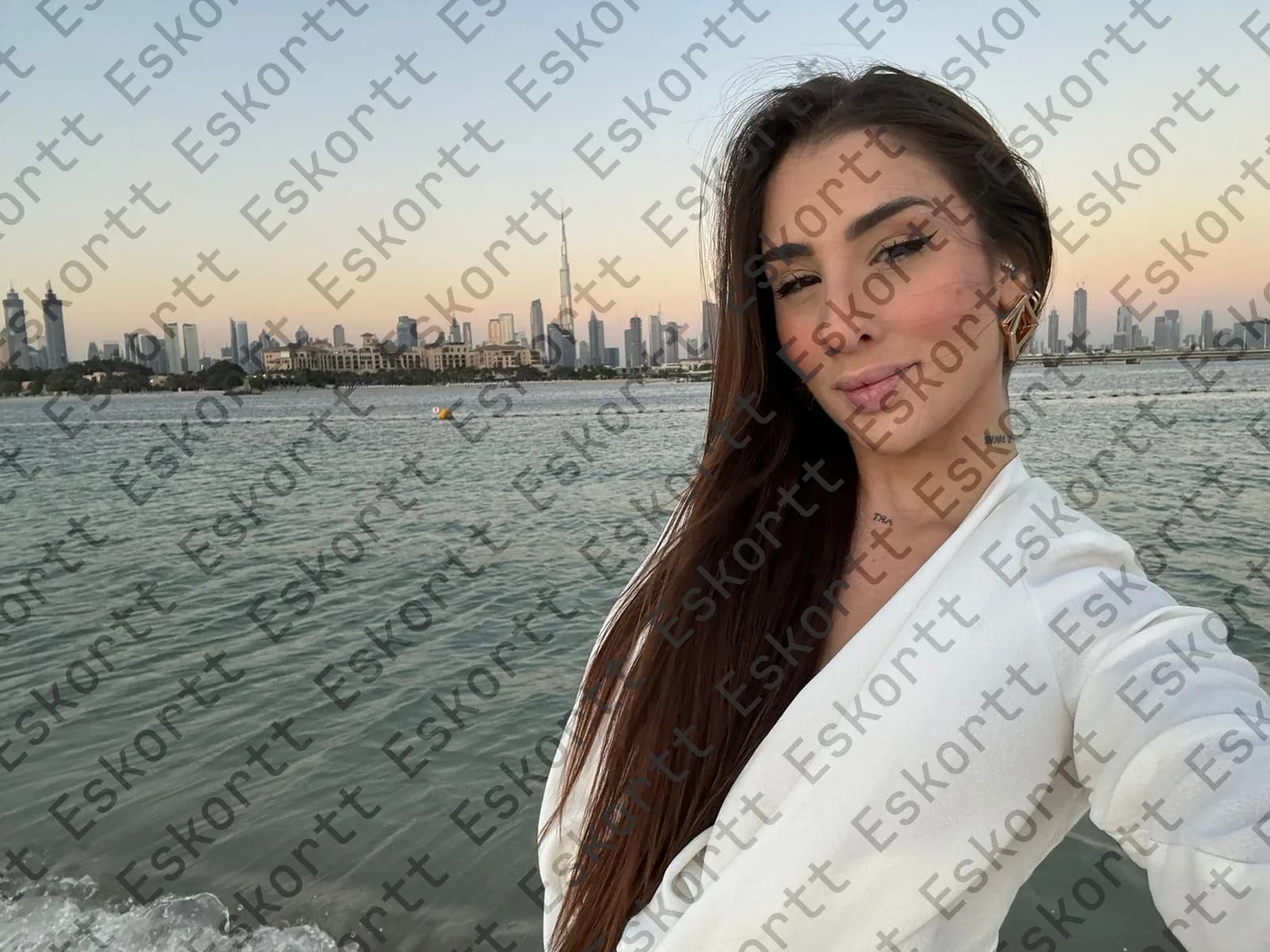 Лиза escort in Moscow