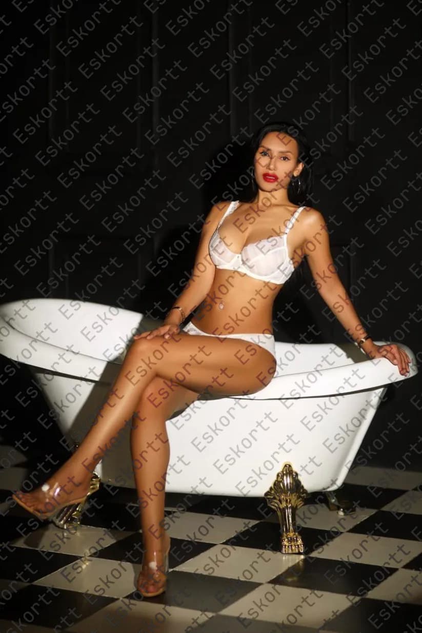 Мона escort in Moscow