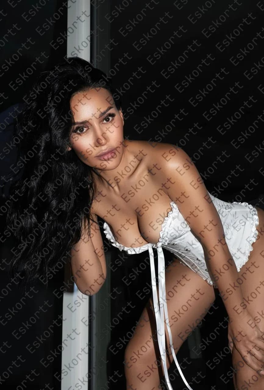 Мона escort in Moscow