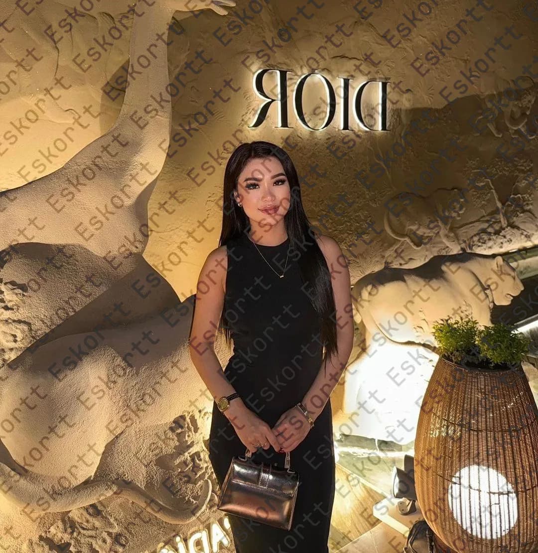 Карен escort in Moscow