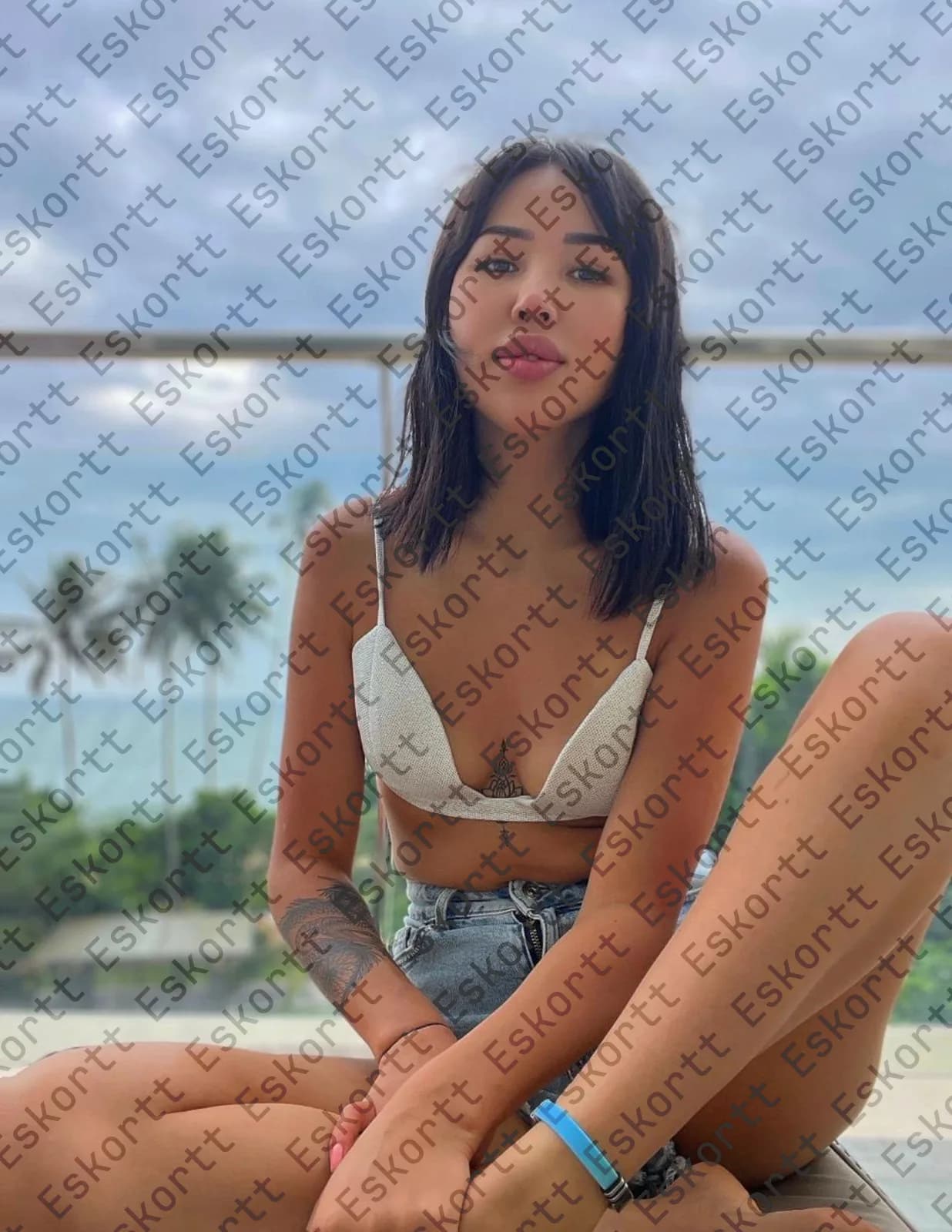 Фаина escort in Moscow