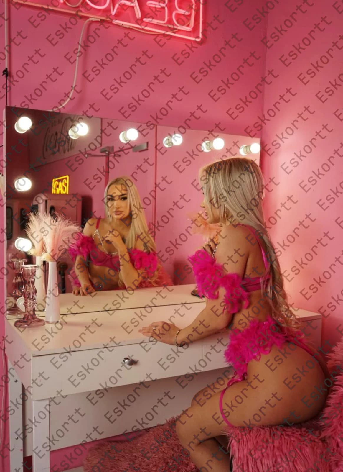 Златослава escort in Moscow