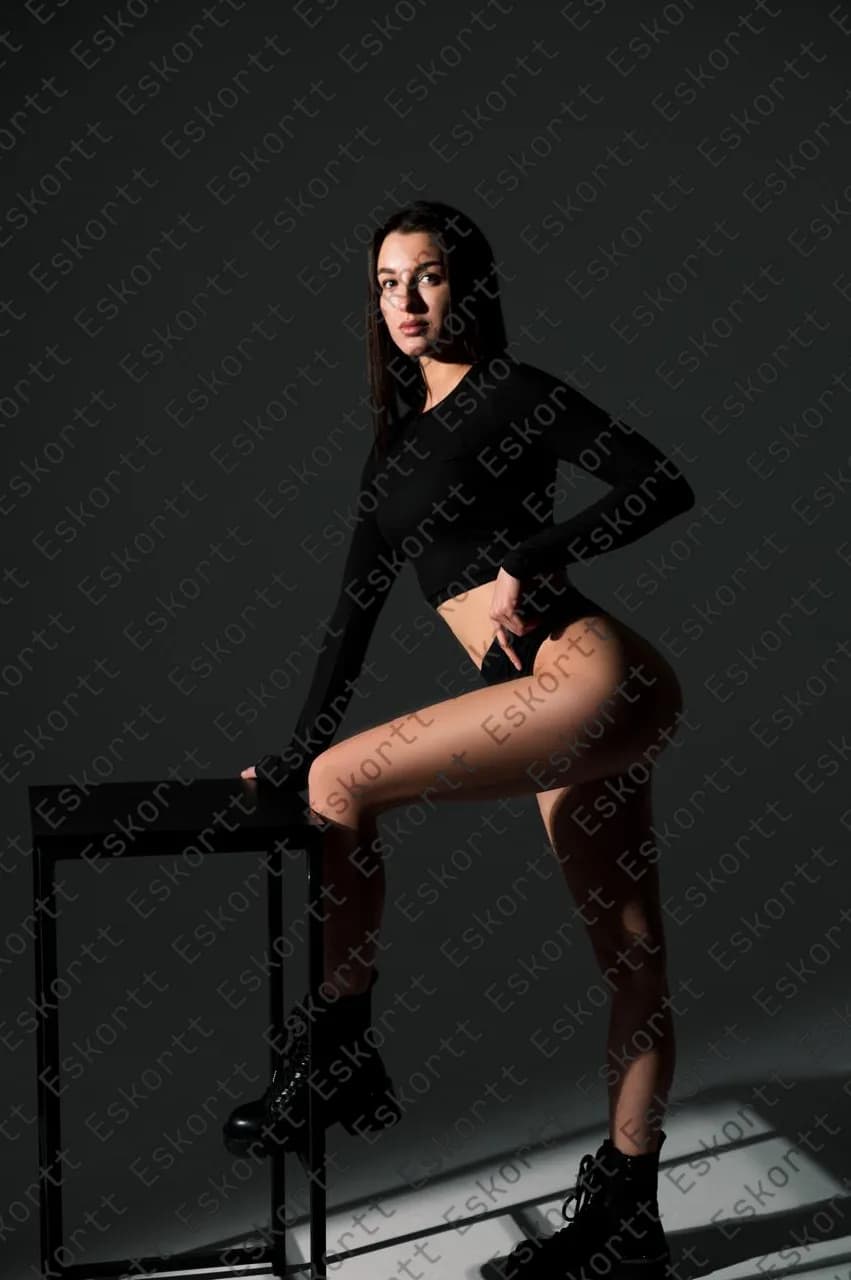 Лиза escort in Moscow
