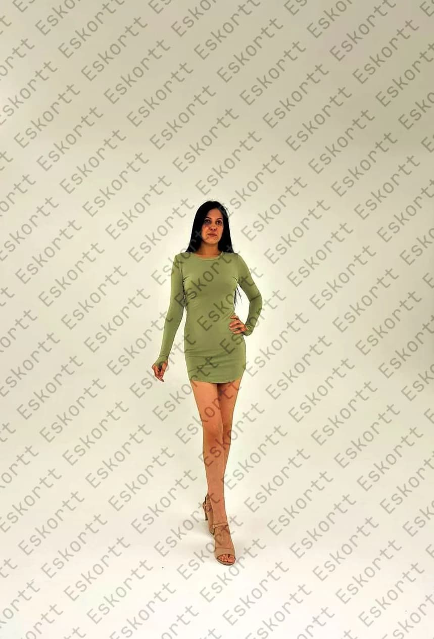 Ариана escort in Moscow