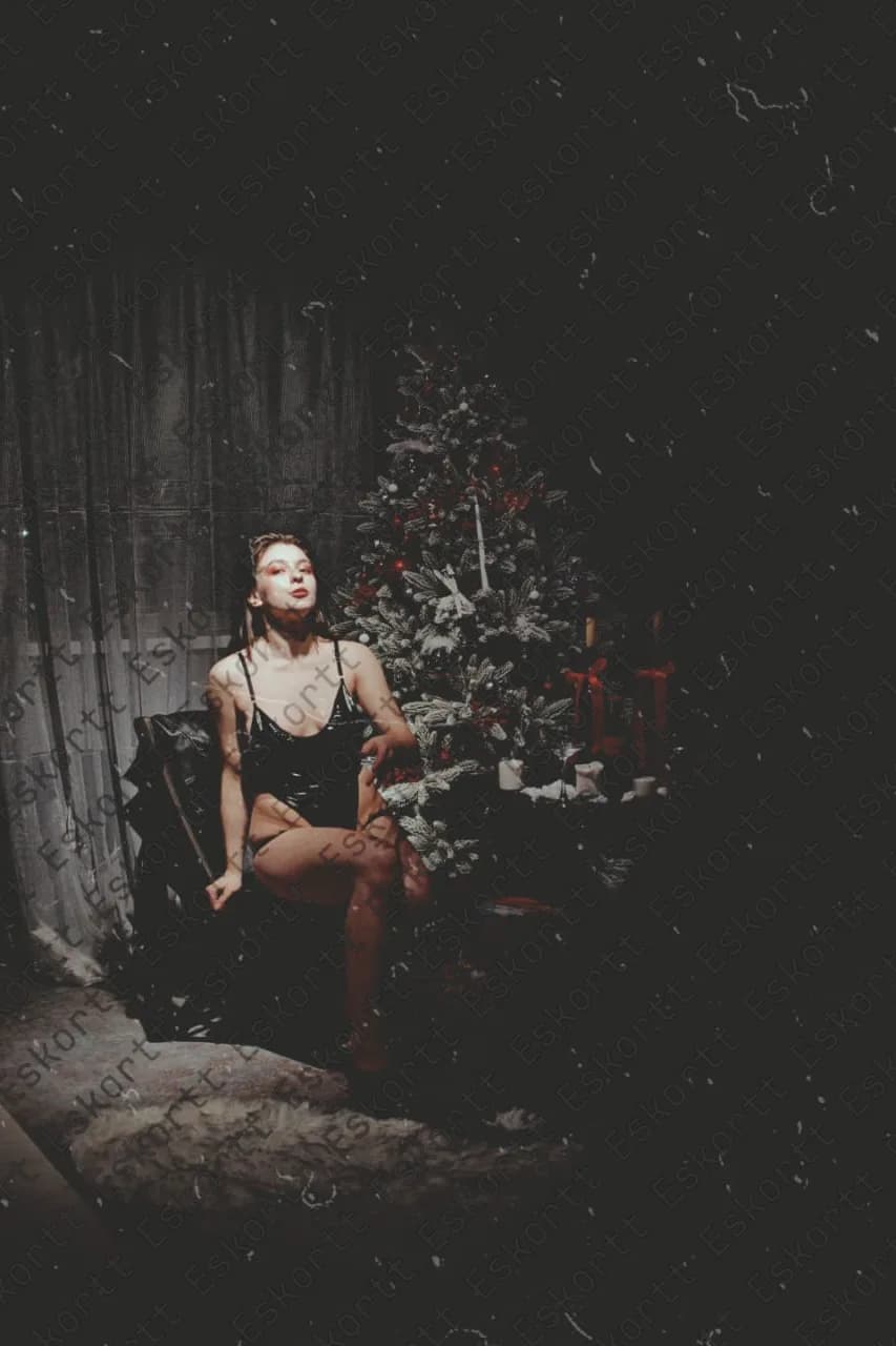 Луна escort in Moscow