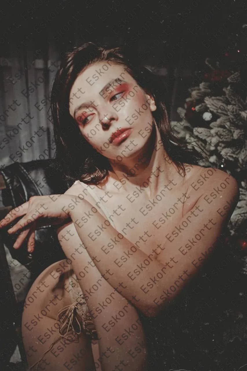 Луна escort in Moscow