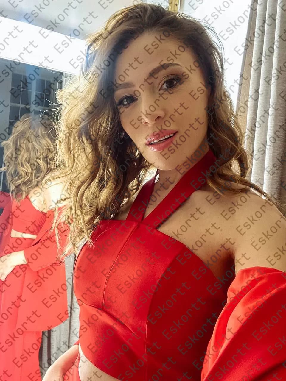 Лаяна escort in Moscow