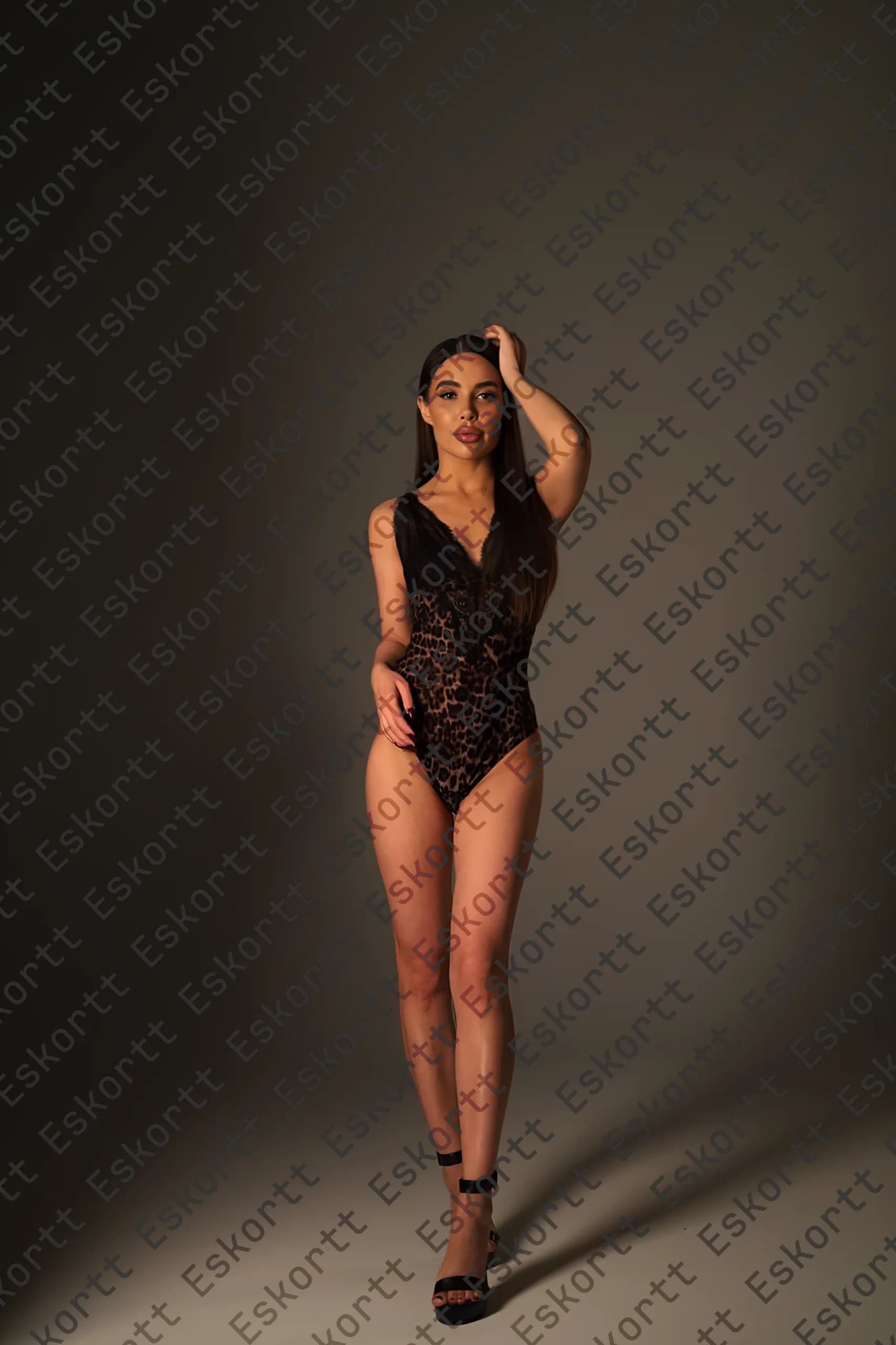 Рита escort in Moscow