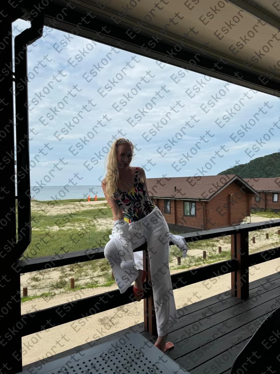 Сисилия escort in Moscow