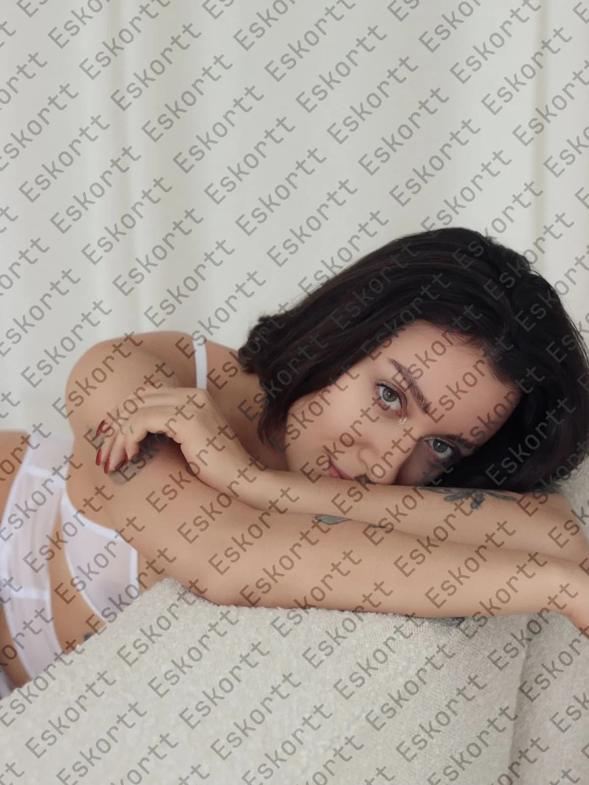 Шатни escort in Moscow