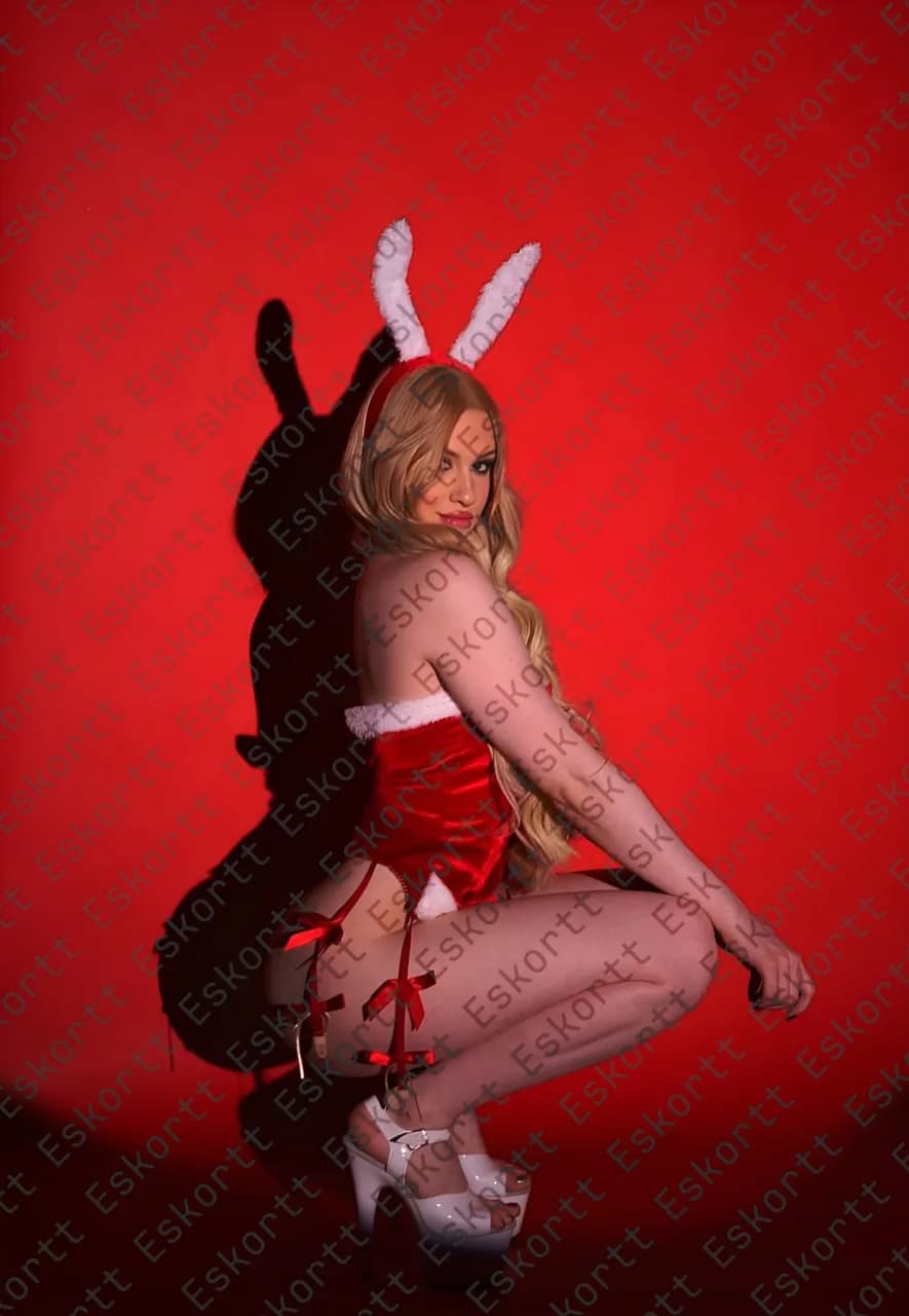 Долли escort in Moscow