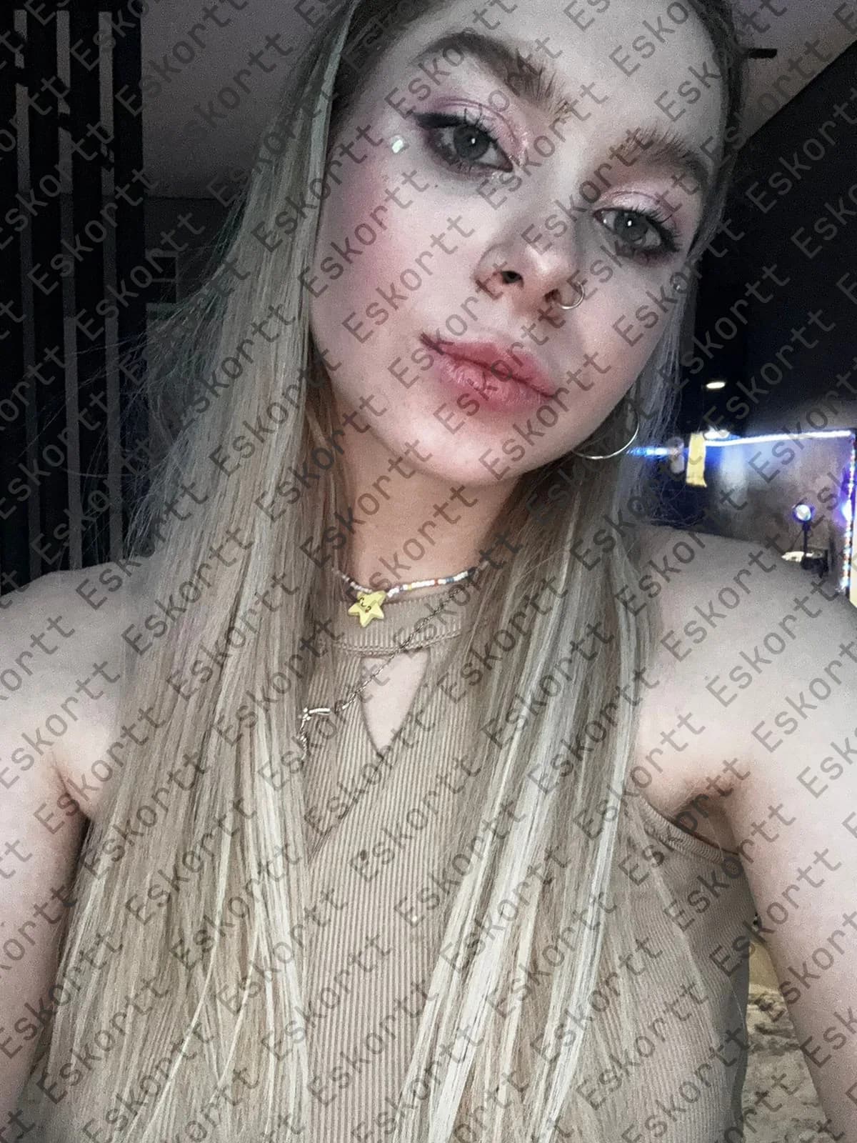 Мия escort in Moscow