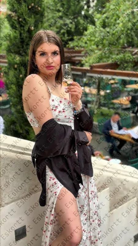 Irina escort in Moscow