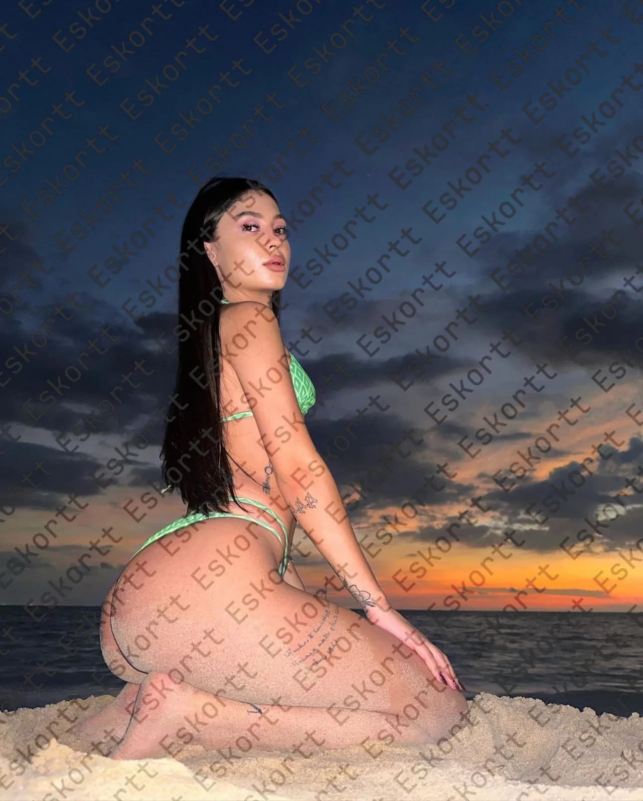 Cindy escort in Moscow