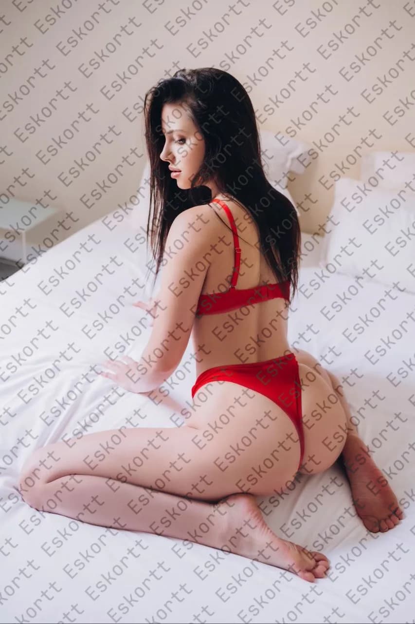Maddy escort in Moscow