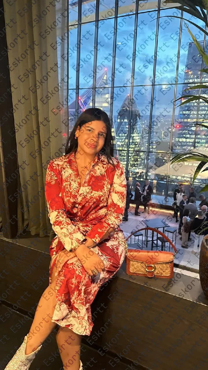 Isis escort in Moscow