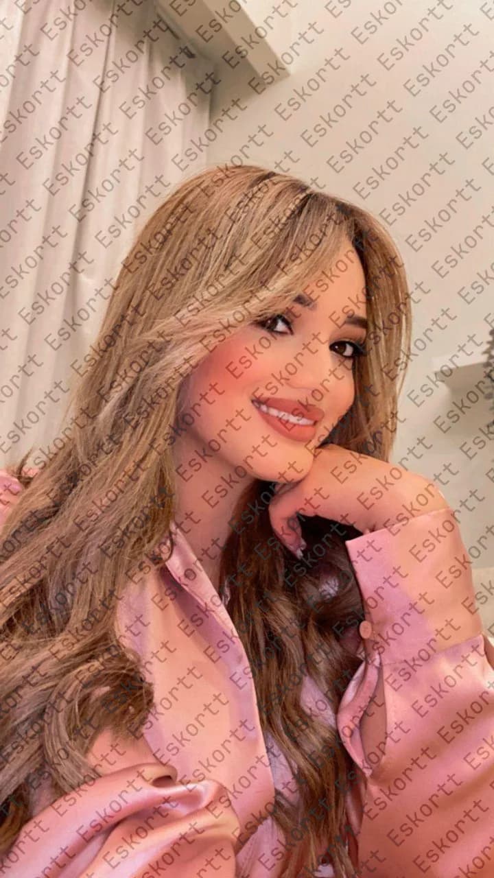 Lucia escort in Moscow