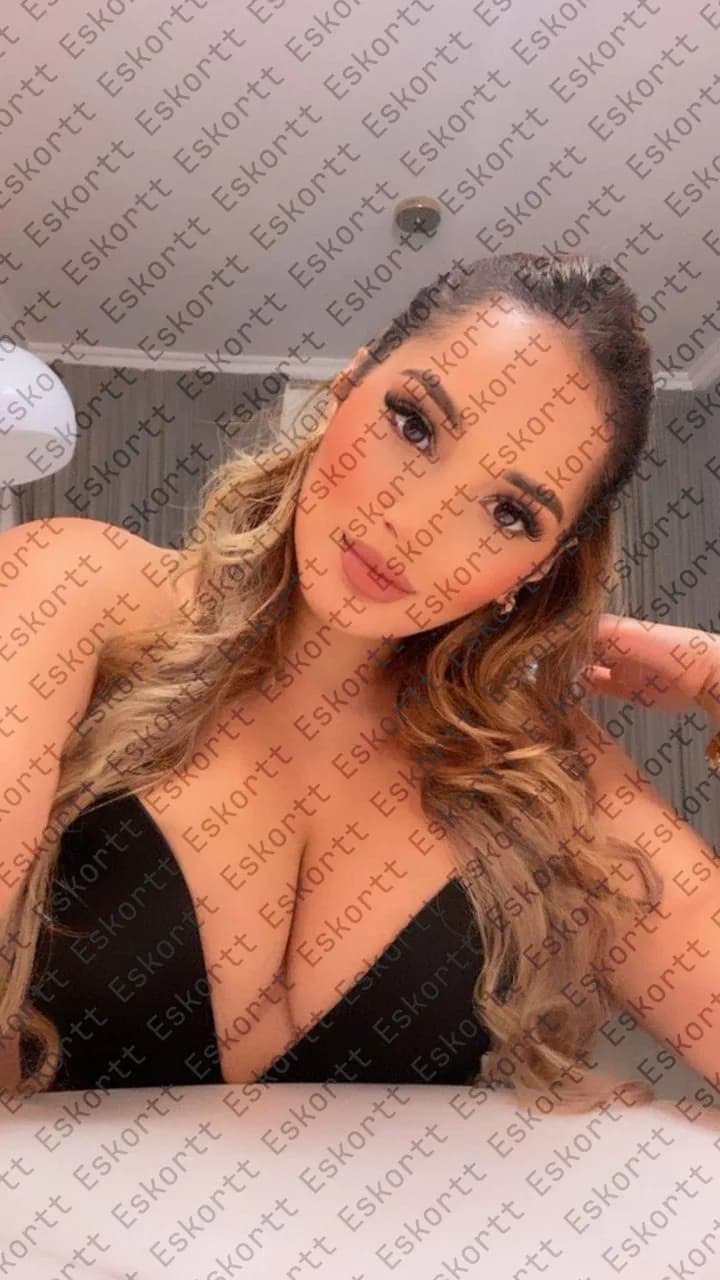 Lucia escort in Moscow