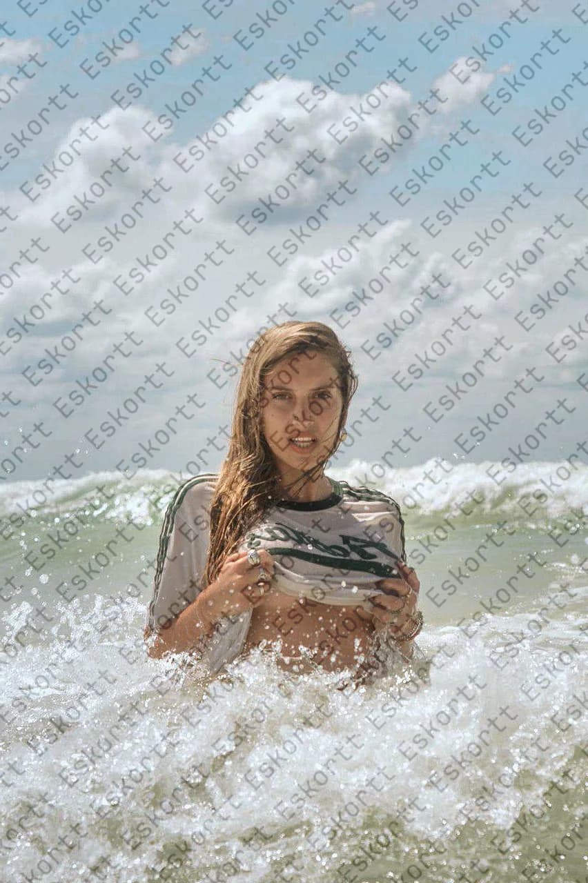 Isa escort in Moscow