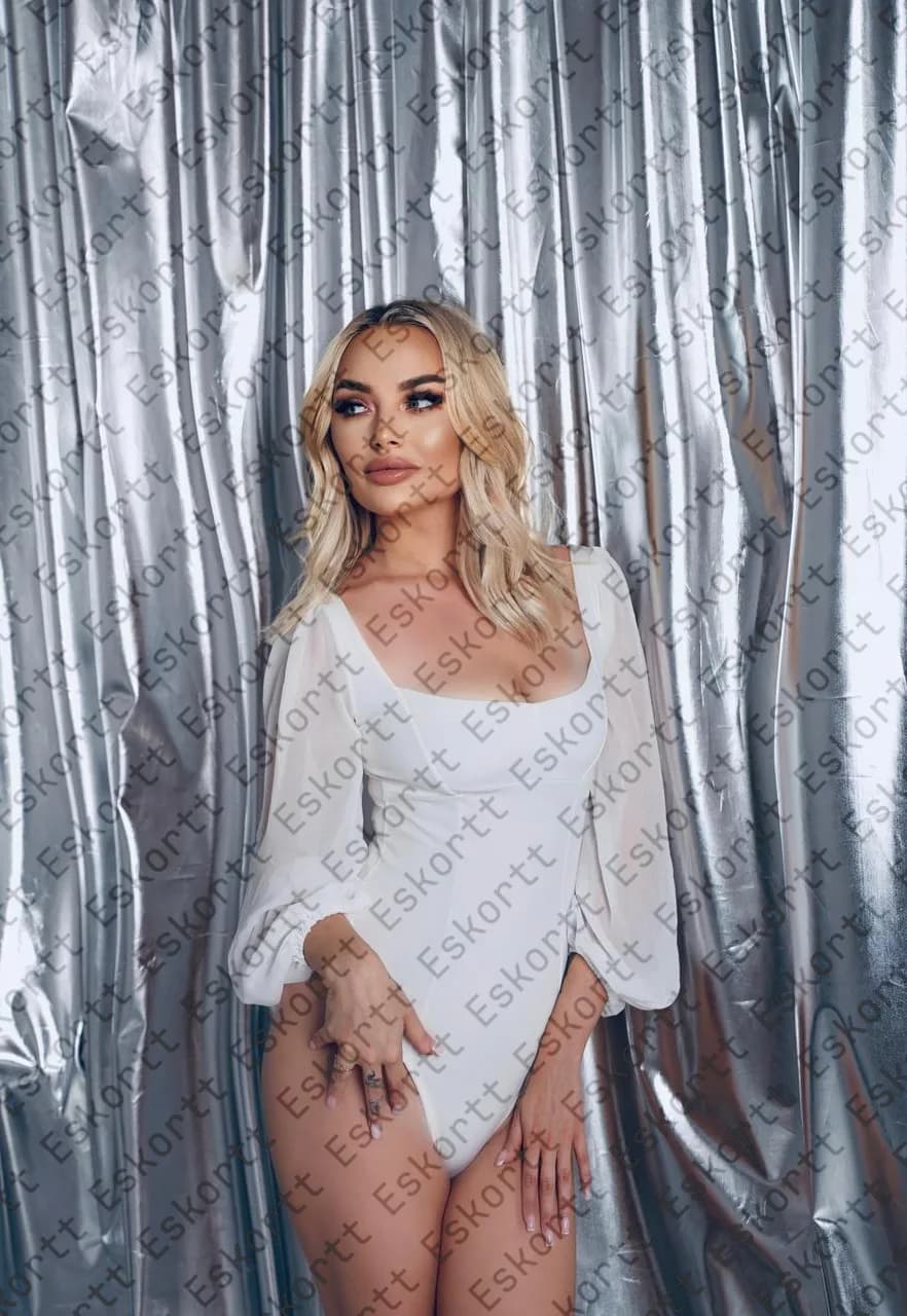 Stasy escort in Moscow