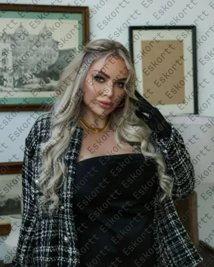 Irma escort in Moscow