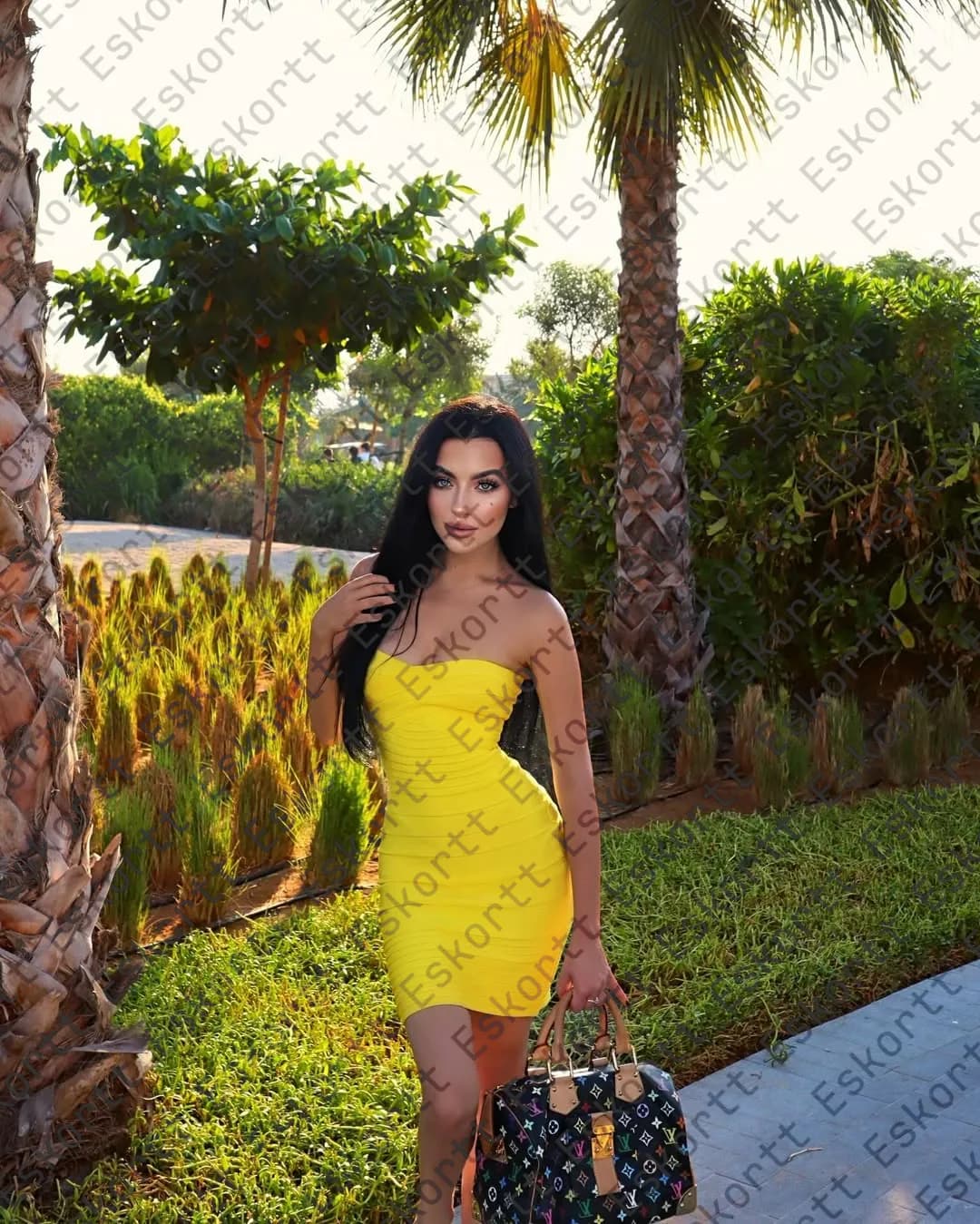 Estelle escort in Moscow