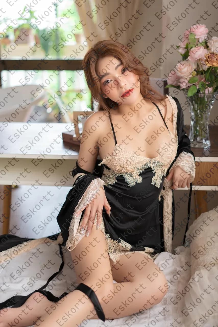 Sabina escort in Moscow