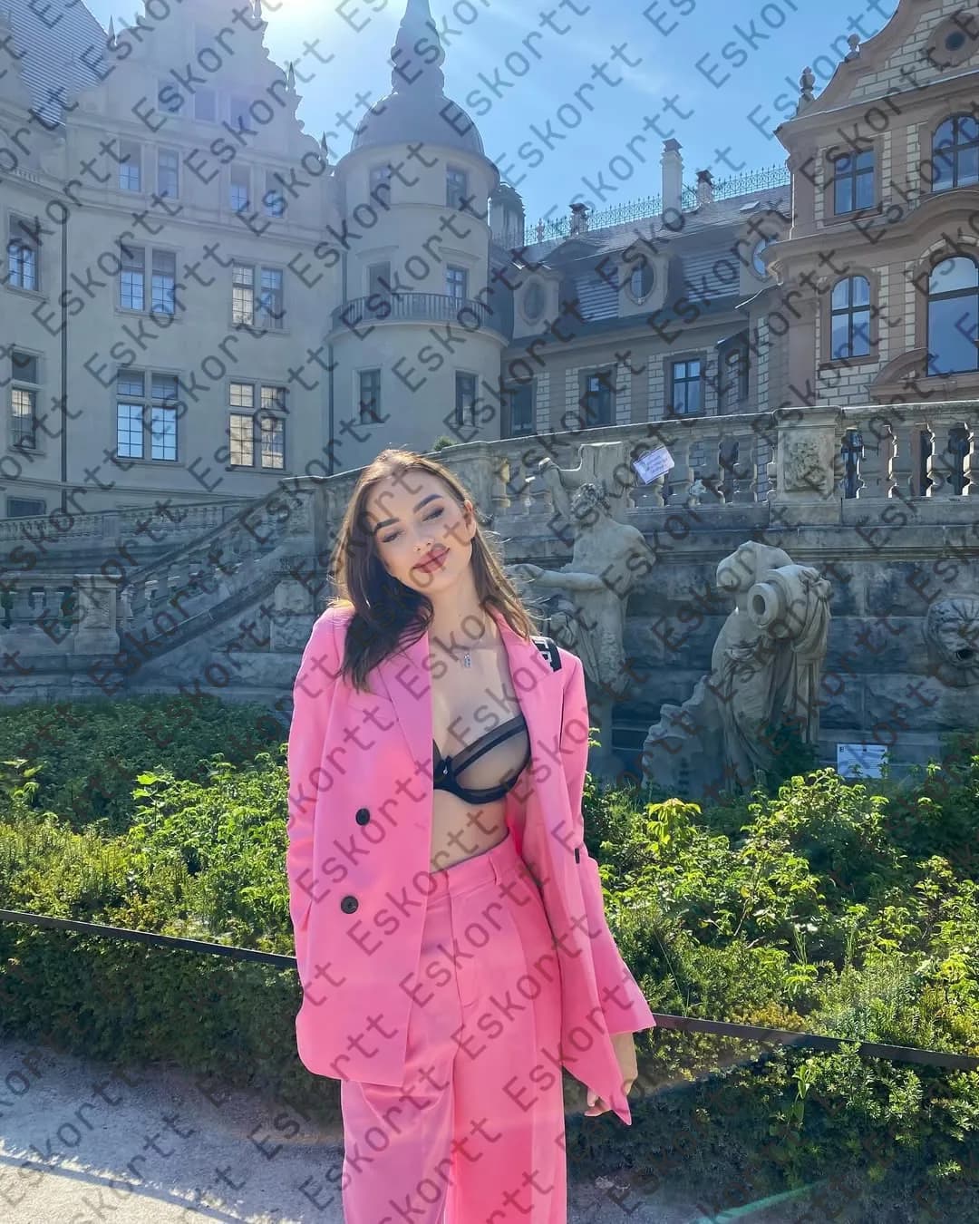 Isabella escort in Moscow