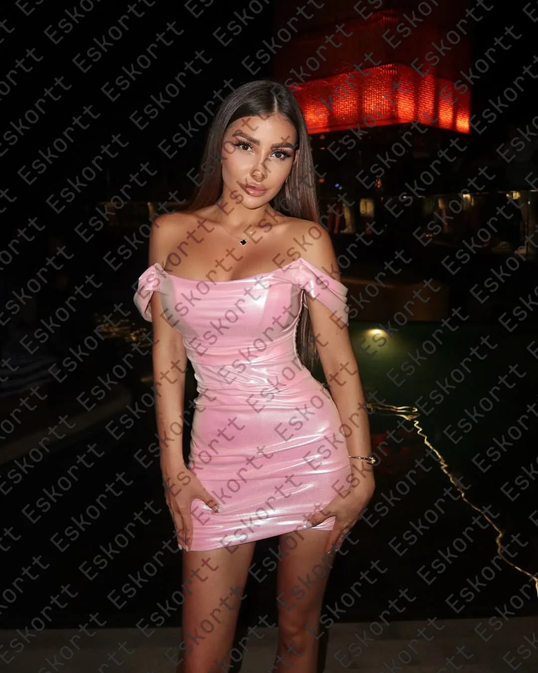 Cecilia escort in Moscow
